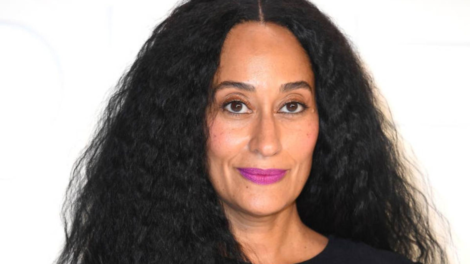 Tracee Ellis Ross with blonde hair has to be seen to be believed