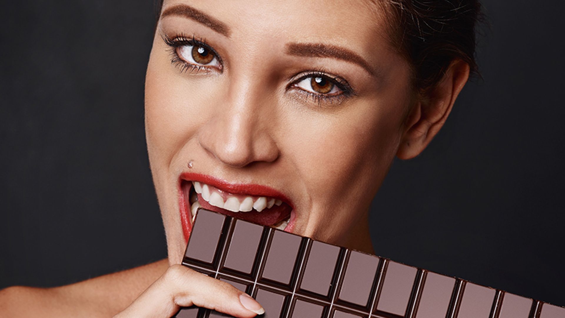 Great news chocoholics! New study reveals the benefits of dark chocolate