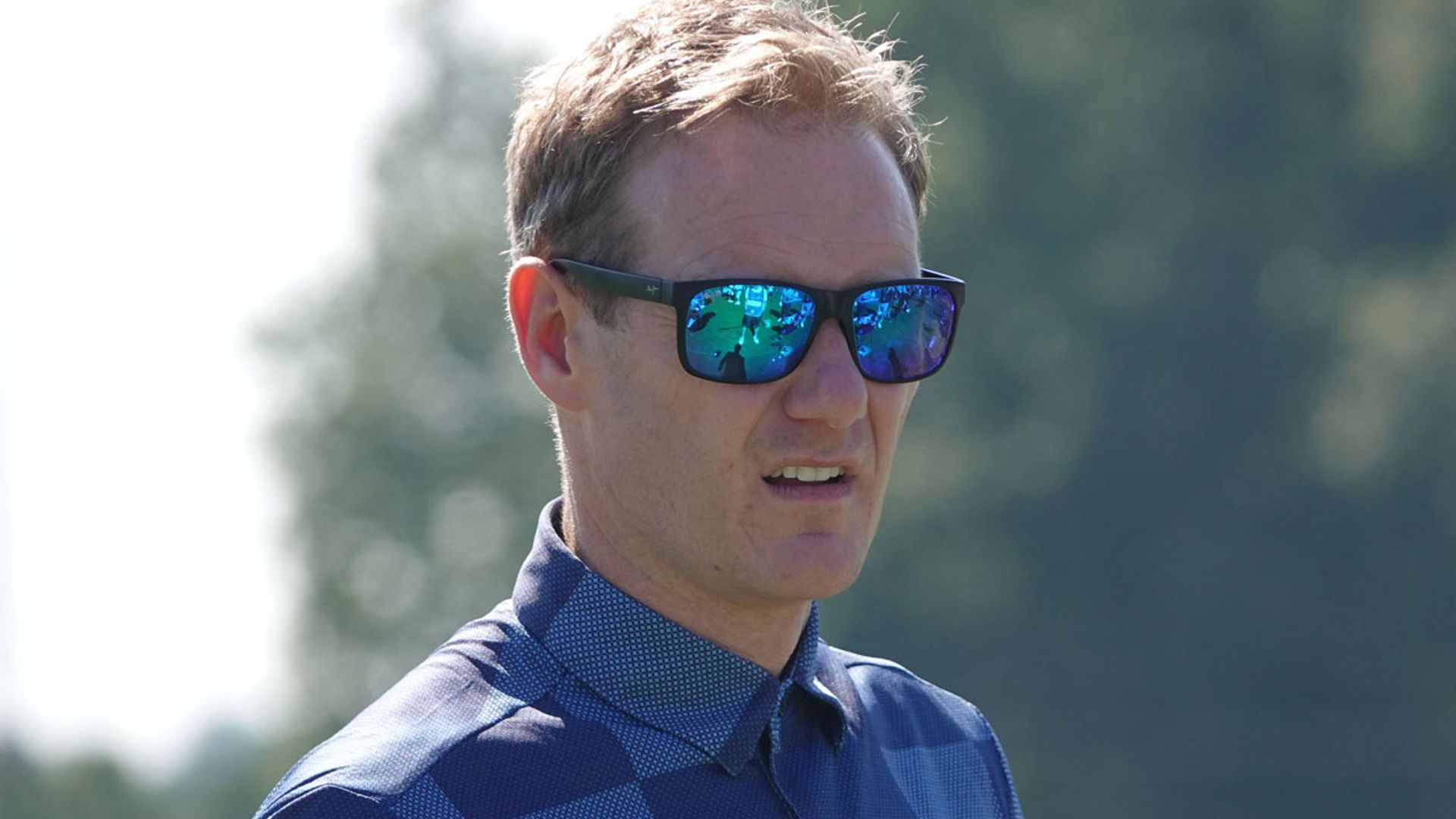 Dan Walker asks fans for advice amid holiday woes