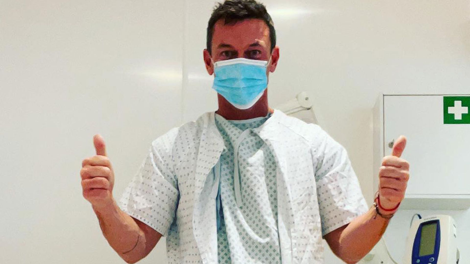 Disney star Luke Evans shares hospital photos – fans react