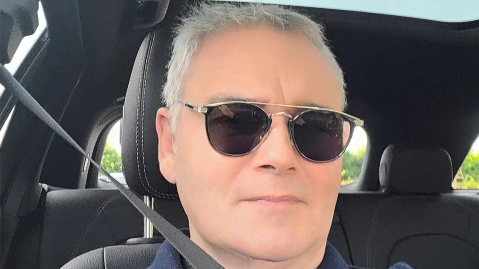 Eamonn Holmes shocks fans as he turns to alternative medicine to cure back problems