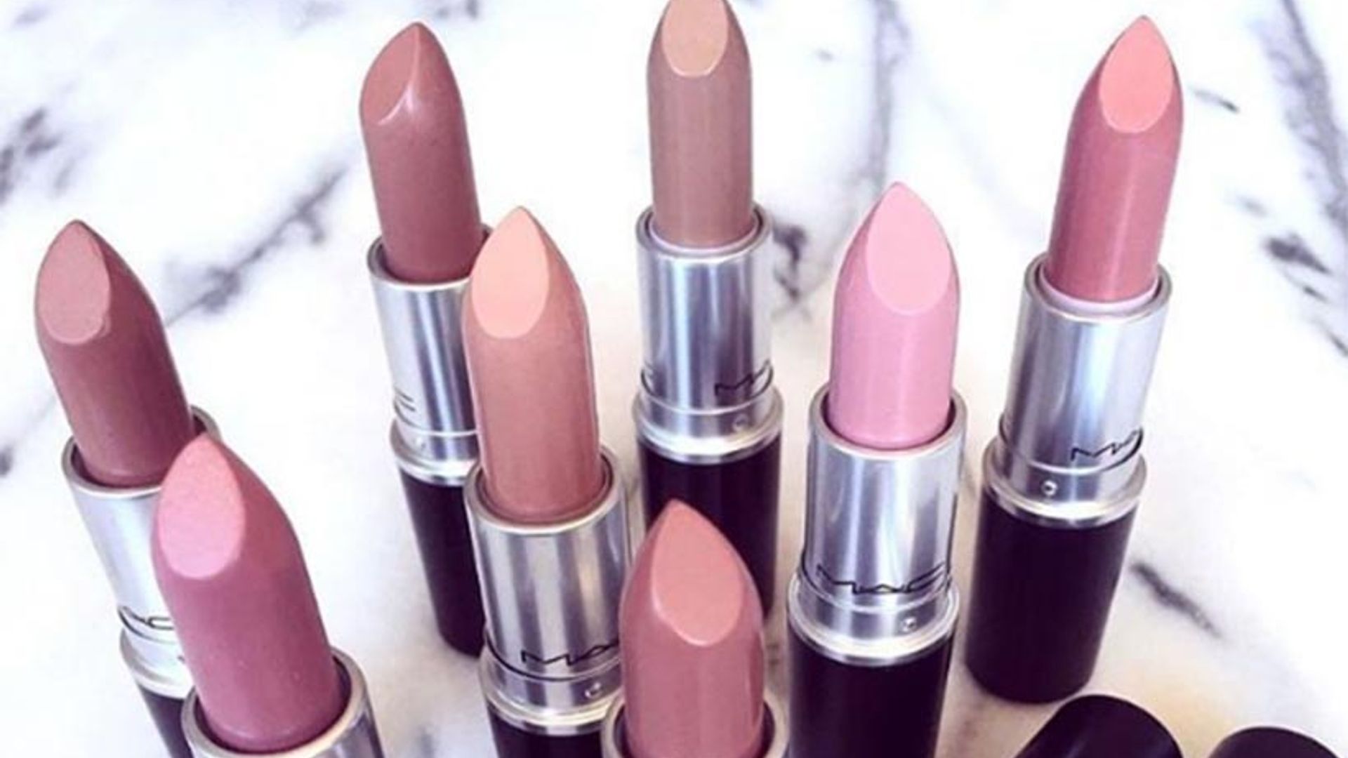 This is how you can get a free MAC lipstick