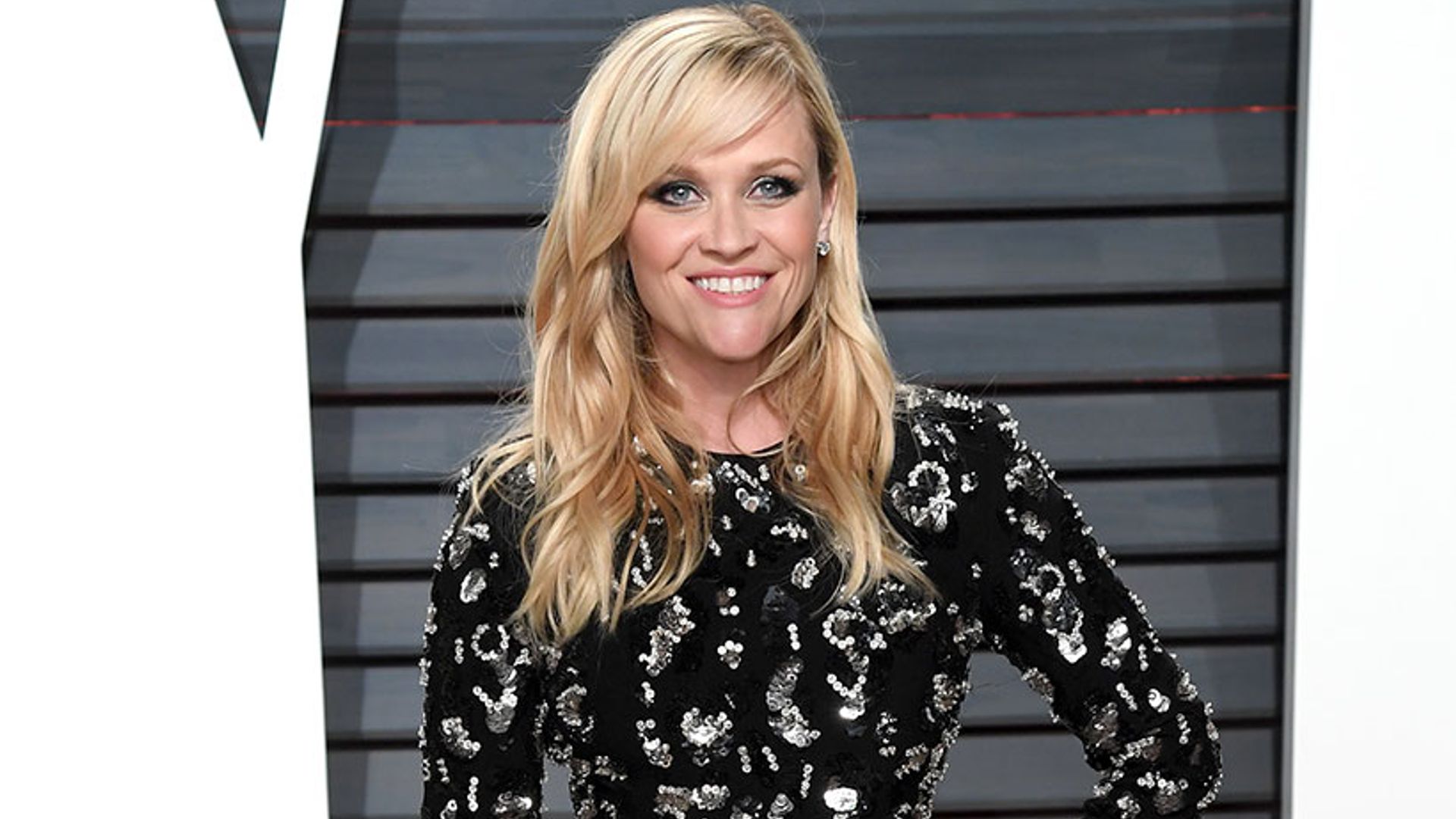 Reese Witherspoon looks radiant in make-up free photo during trip to London