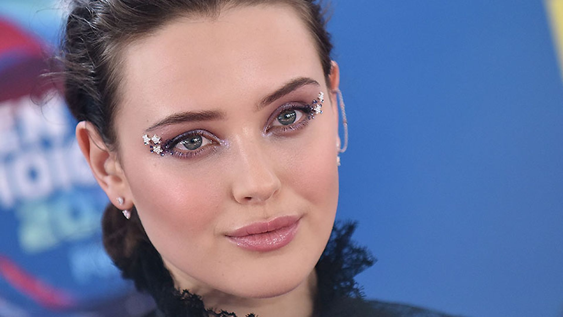 Seeing stars! This 13 Reasons Why actress proves eye art isn't just for festivals