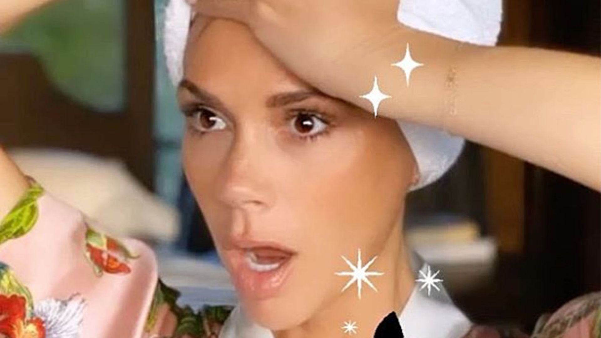 Victoria Beckham's genius one-minute beauty trick to make your eyes look brighter