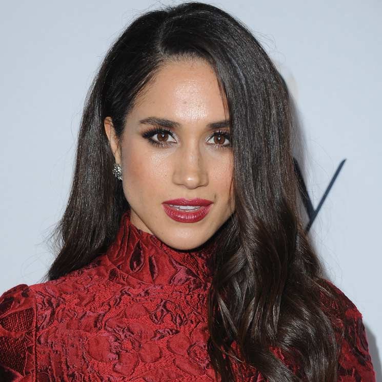 Royals with red lips! All the Valentine's Day beauty inspiration you need