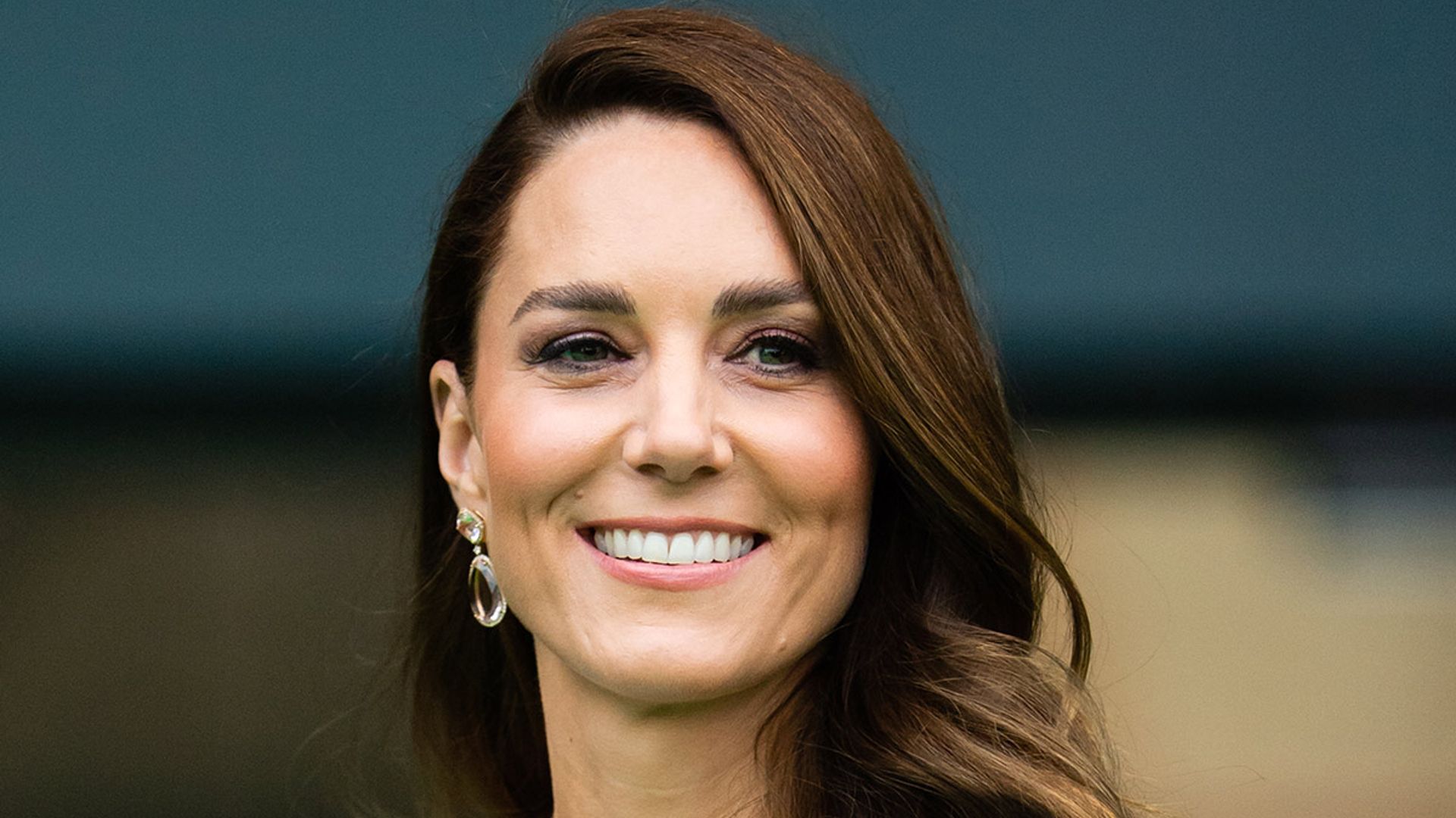 Kate Middleton's laminated brow transformation revealed