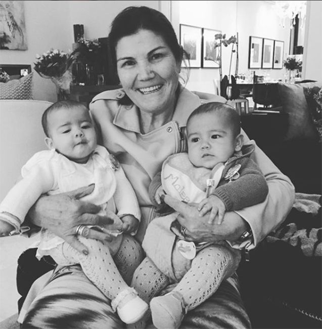 Picture of Maria with Ronaldo's twins