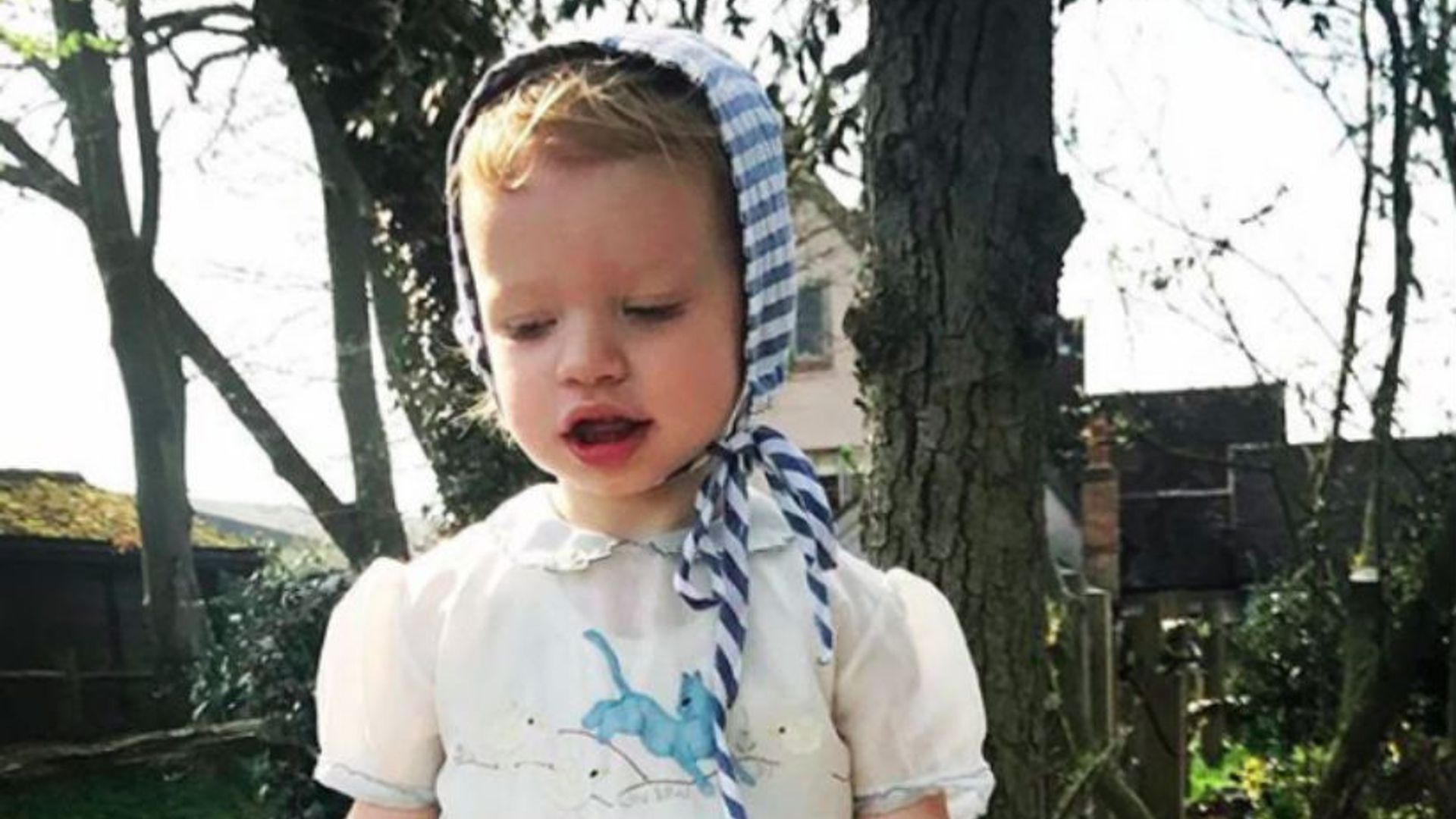 Jamie Oliver S Son River Is Ready For Summer In Adorable Outfit Hello