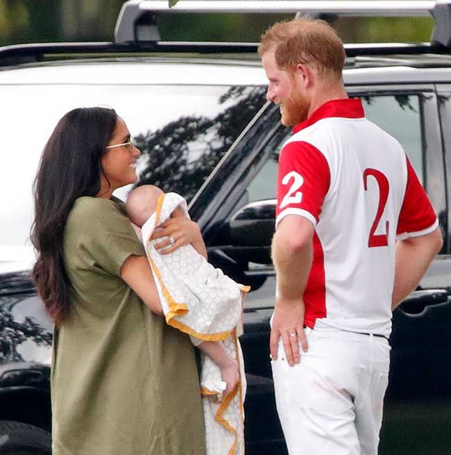 prince-harry-and-meghan-with-archie