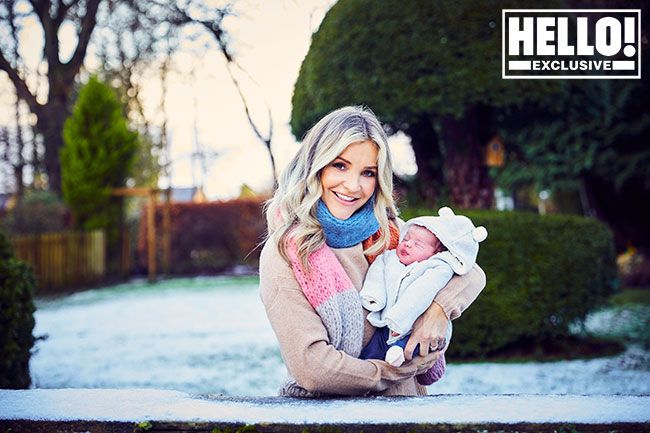 helen-skelton-baby-photoshoot-snow