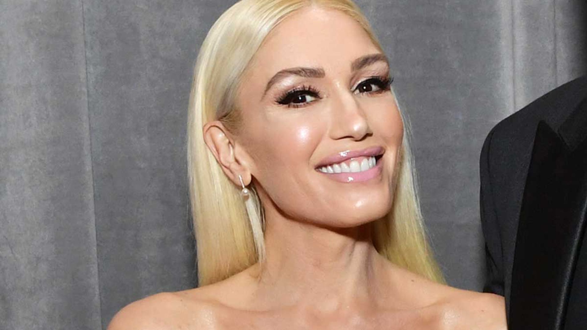 Gwen Stefani marks son Kingston's 16th birthday with incredible family photo
