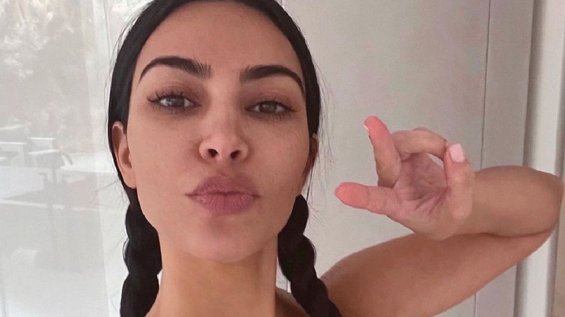 Celeb beauty alert: Kim Kardashian's fave vibrating face cleansing brush is 55% off at Nordstrom Rack
