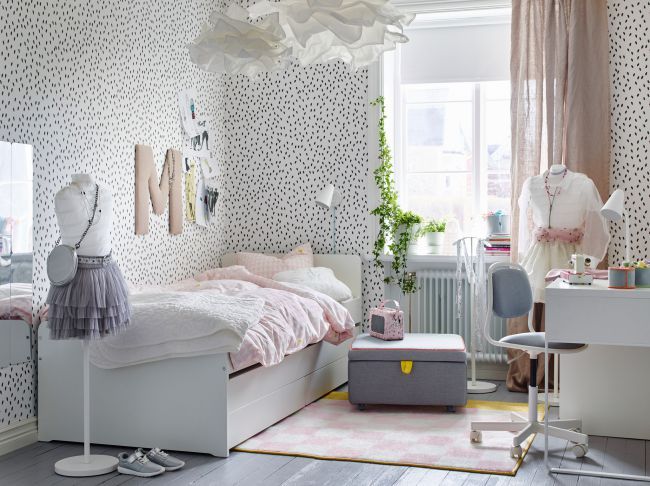 Gorgeous cool bedrooms ideas for girls Https Www Hellomagazine Com Imagenes Homes 2018080961042 Girls Bedroom Ideas 0 290 713 12 Monochrome Ikea Z Jpg