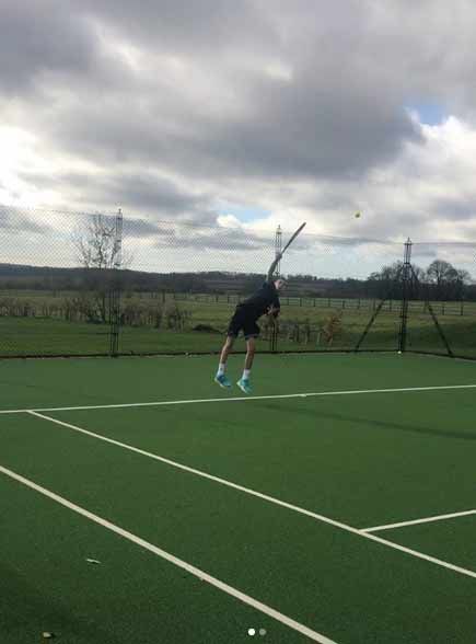 beckhams-cotswolds-house-tennis-court