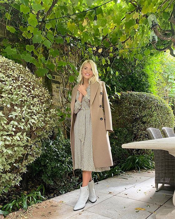 holly-willoughby-garden-shoot-marks-and-spencer