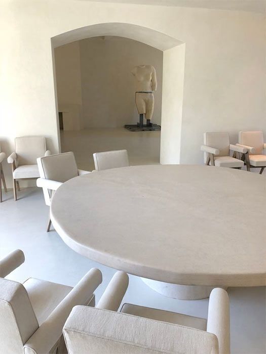 kim-kardashian-house-dining-table