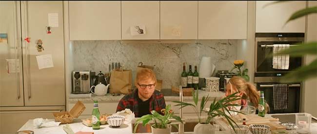Ed-Sheeran-house-kitchen
