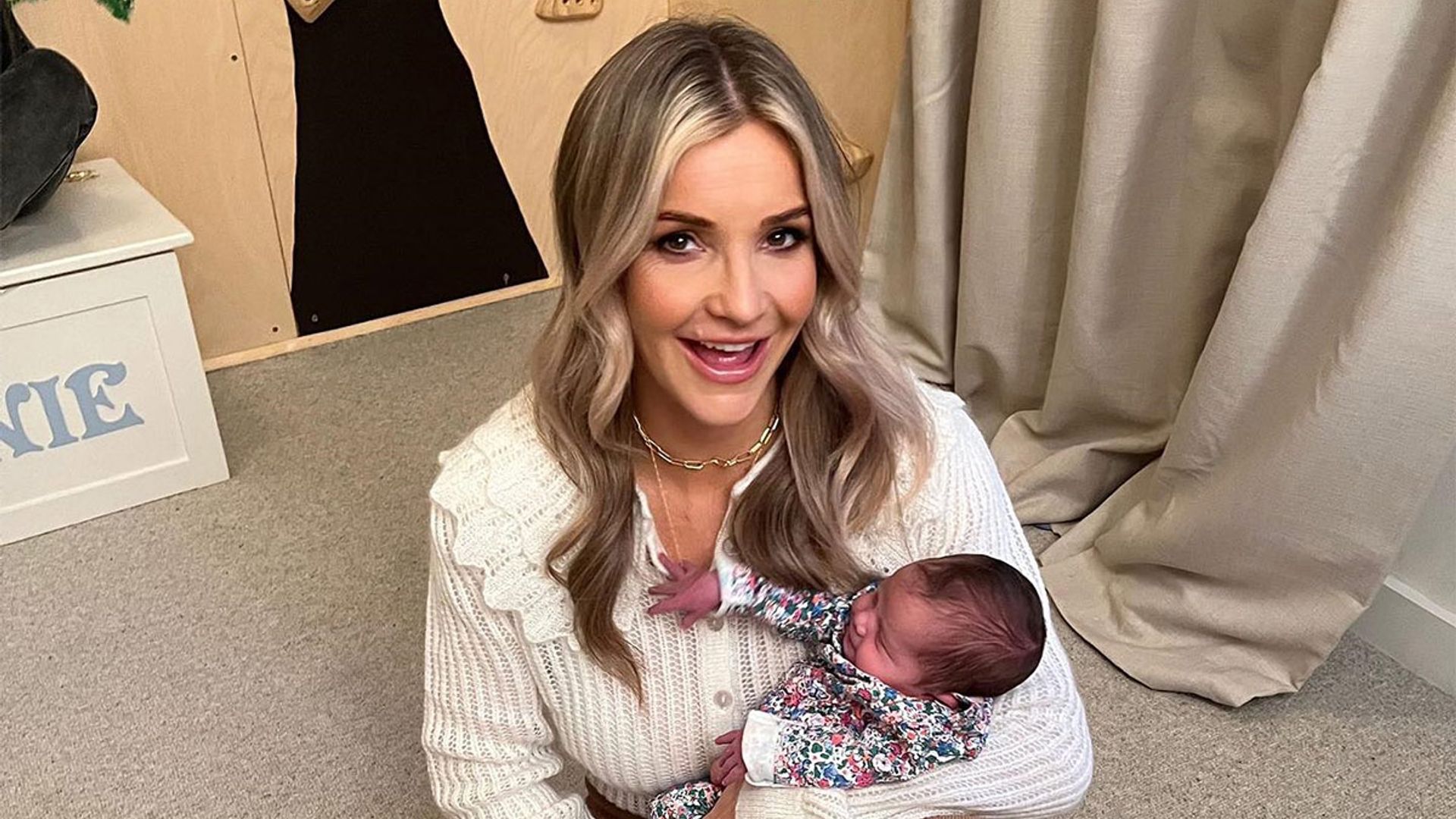 Helen Skelton reveals a look inside her sons' epic bedroom – and it even has a climbing wall