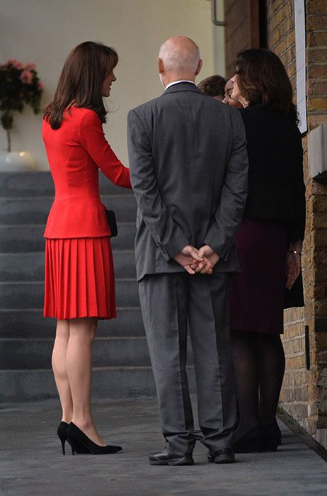 Kate Middleton joins in the children's Christmas party | HELLO!