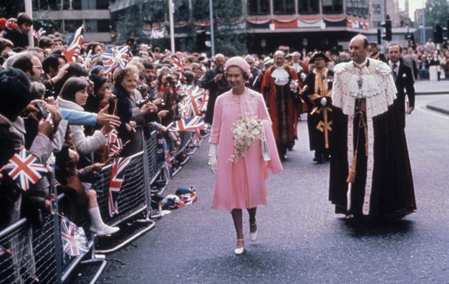 queen-silver-jubilee-1977