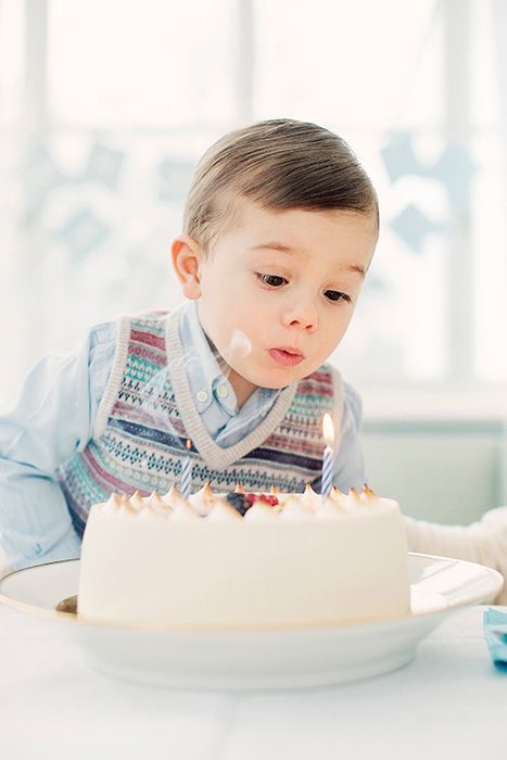 prince-oscar-birthday-cake-candles