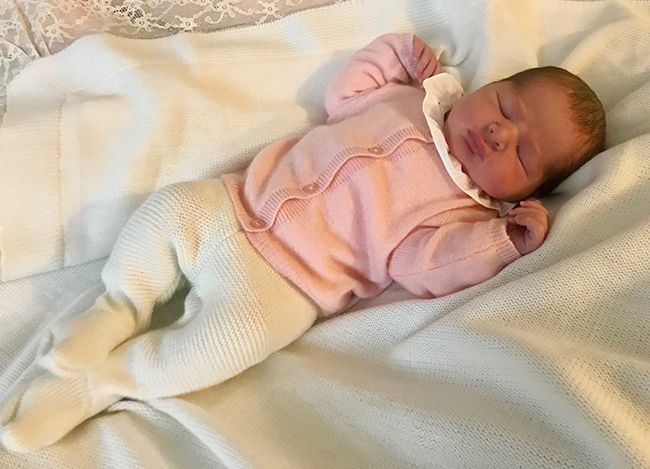 Princess Madeleine releases picture of  newborn daughter