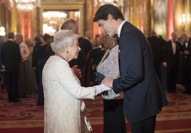 The-Queen-Justin-Trudeau