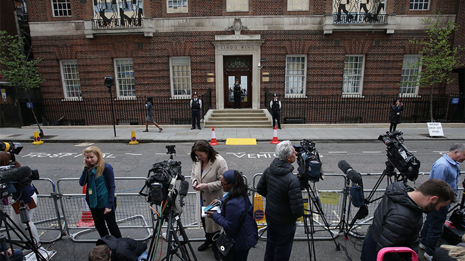 Royal baby: Watch LIVE updates from the Lindo Wing