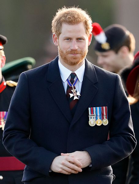 prince-harry-beard-and-army-medals