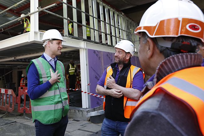 prince-william-and-nick-knowles-at-grenfell
