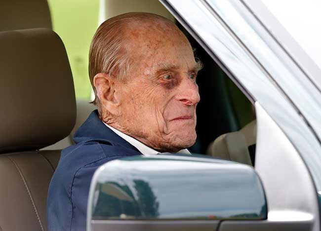 Prince-Philip-driving-windsor-horse-show
