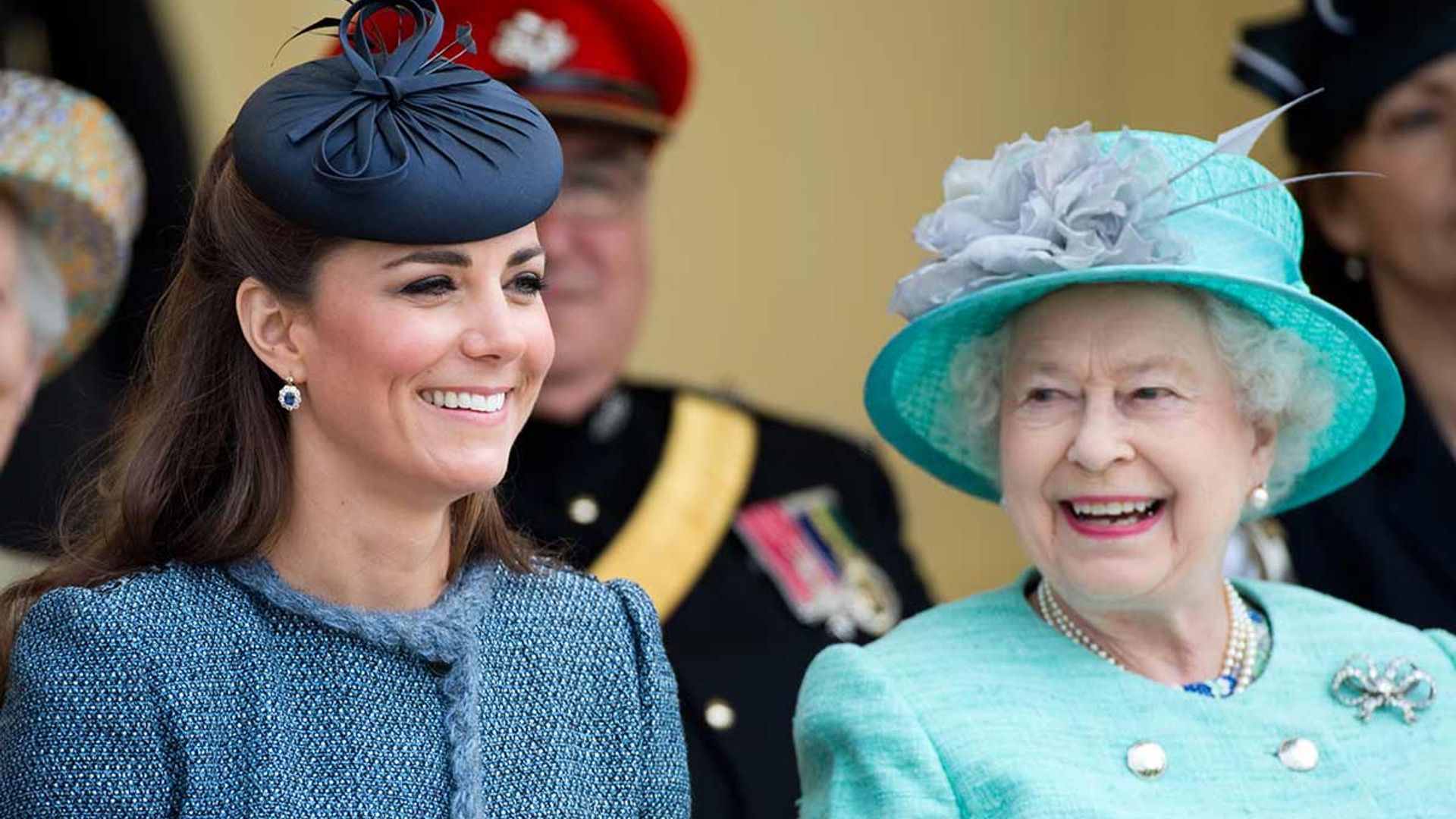 The-Queen-Kate-Middleton