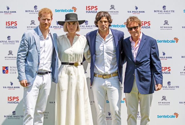 prince-harry-and-nacho-figueras-at-polo