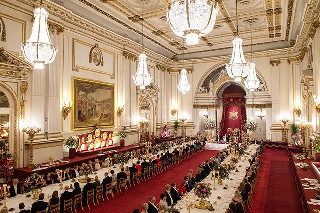 buckingham-palace-dining