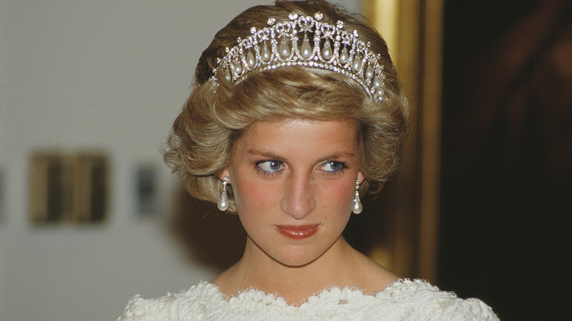 Princess Diana's most sentimental piece of jewellery revealed | HELLO!