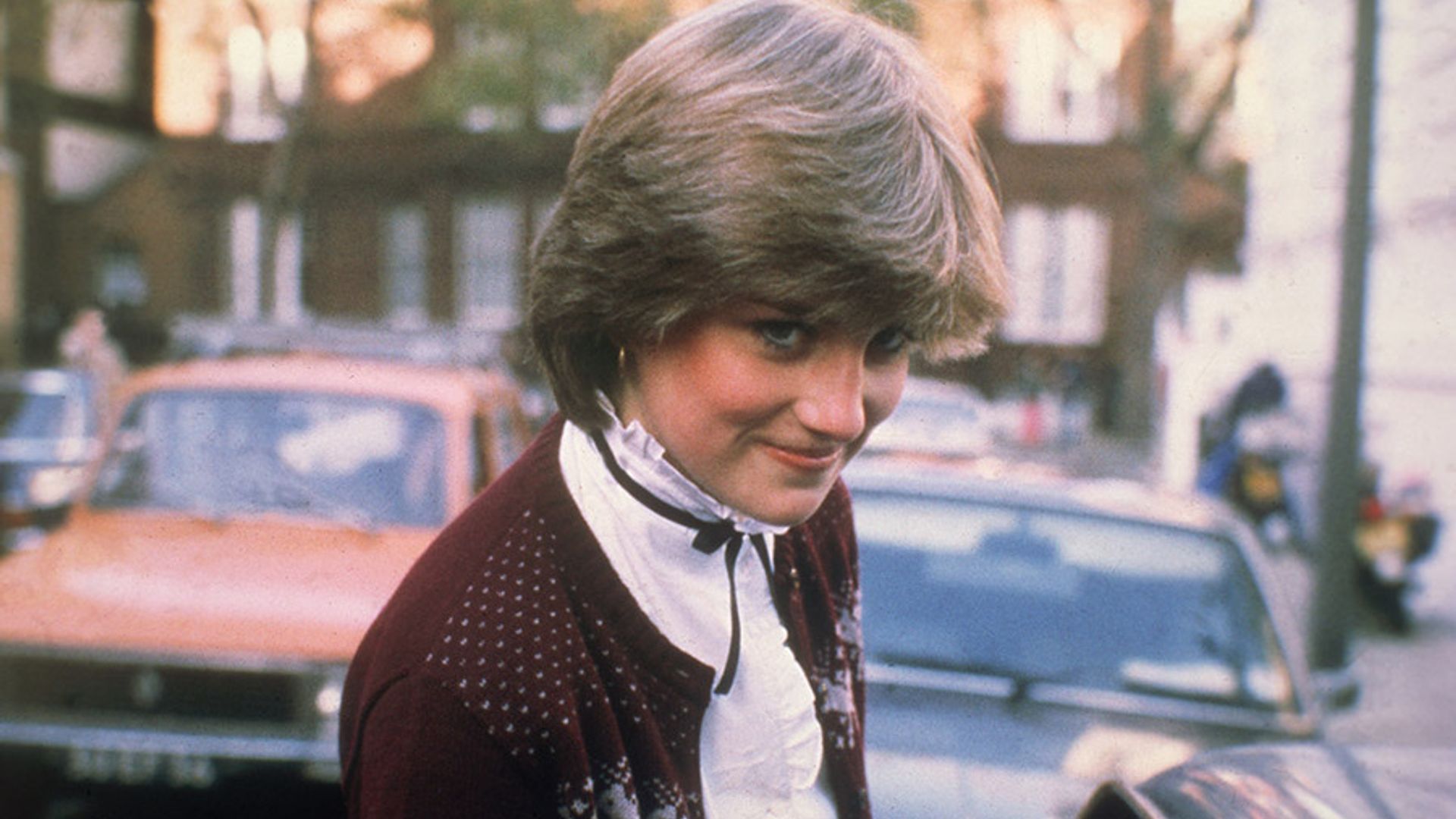 Princess Diana to be honoured with heritage plaque at the apartment where she lived before marrying Prince Charles