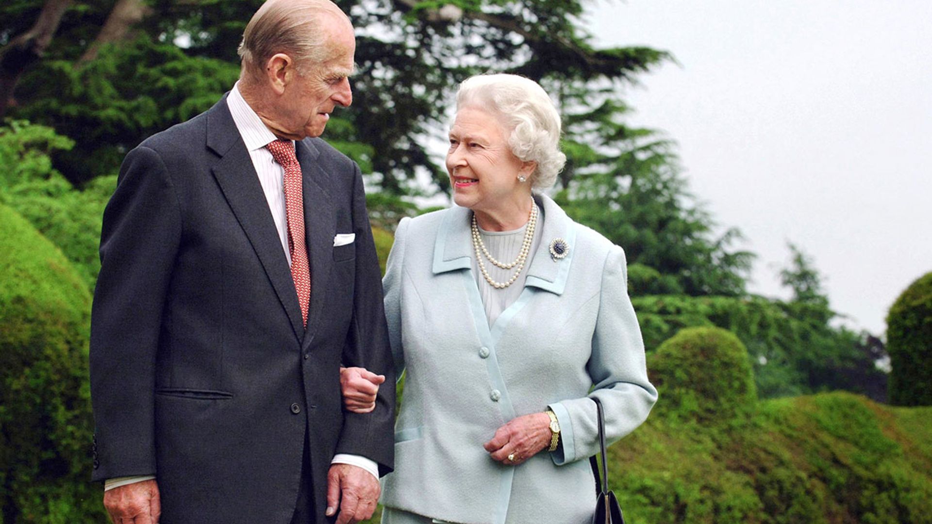 The Queen 'signs off' Windsor Castle exhibition to celebrate Prince Philip's life - report