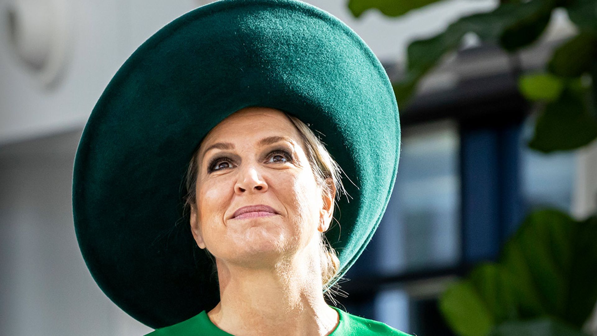Queen Maxima sweetly embraces fan following their cancer diagnosis – watch