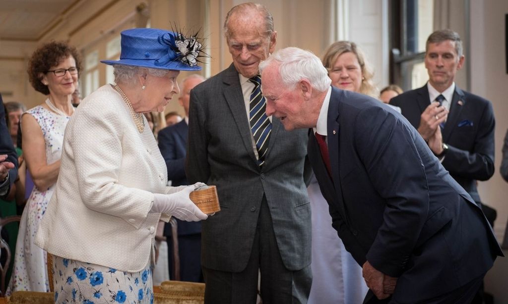 The Queen and David Johnston