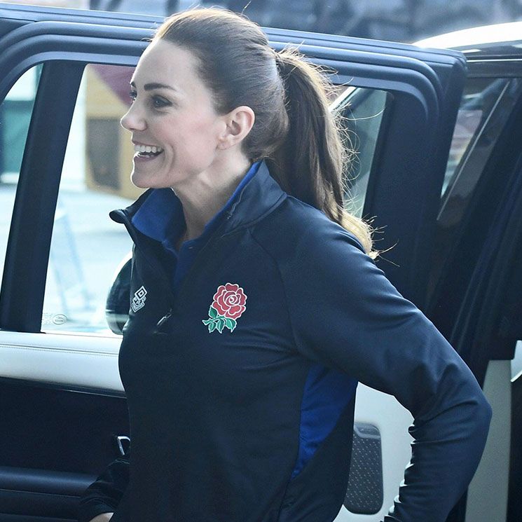 Kate Middleton showcases her rugby skills at Twickenham Stadium - best photos