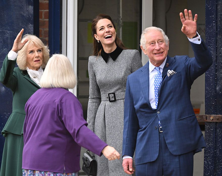 Kate MiddletDuchess Kate Joins Prince Charles and Camilla for Today Outing in Londonon joins Prince Charles and Camilla for rare joint outing in London - best photos