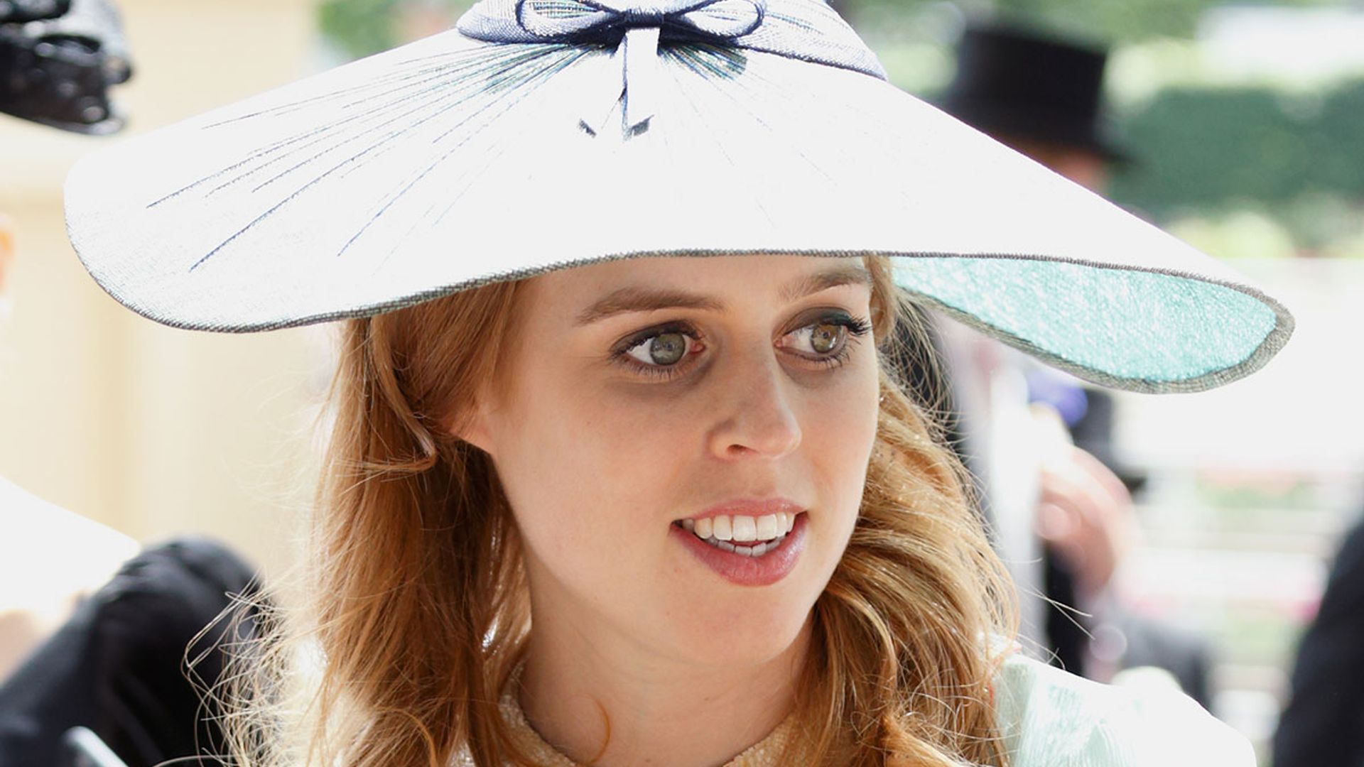 princess-beatrice-mothers-day