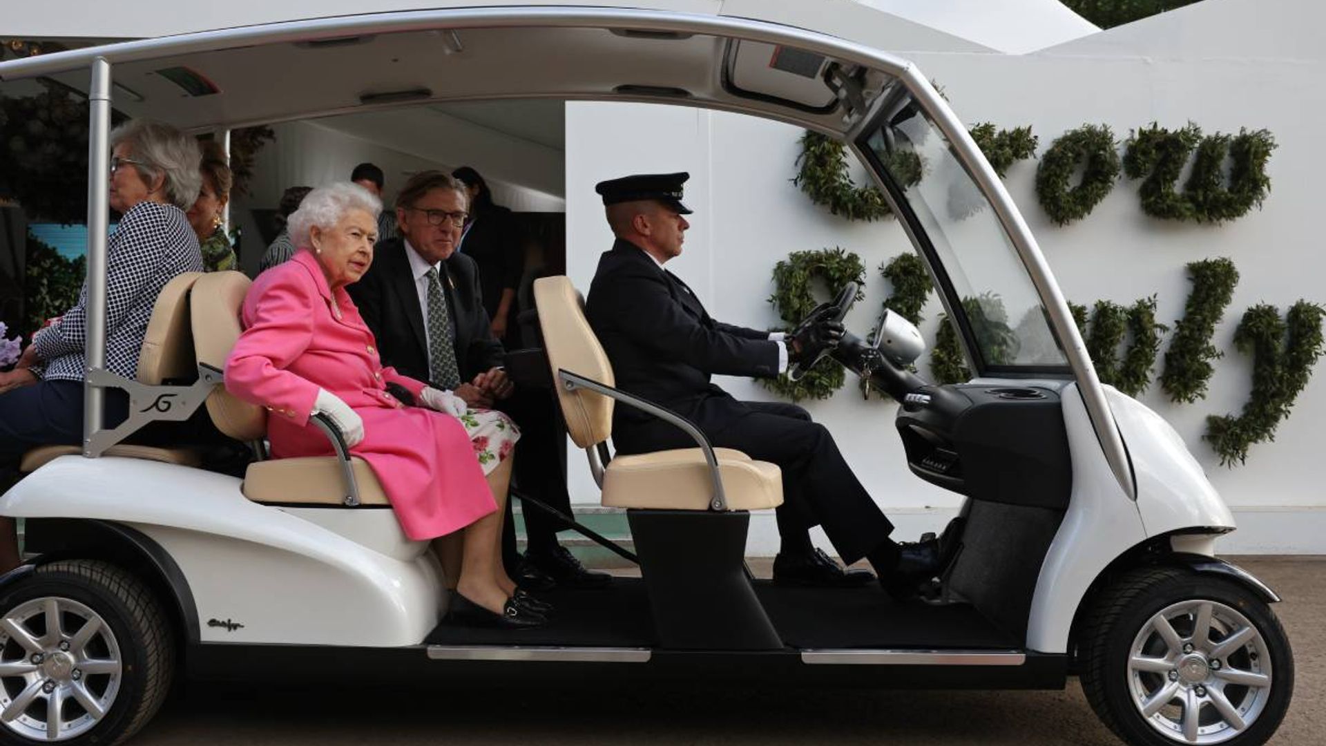 The Queen, 96, uses £62,000 buggy at Chelsea Flower Show amid mobility issues – LIVE UPDATES