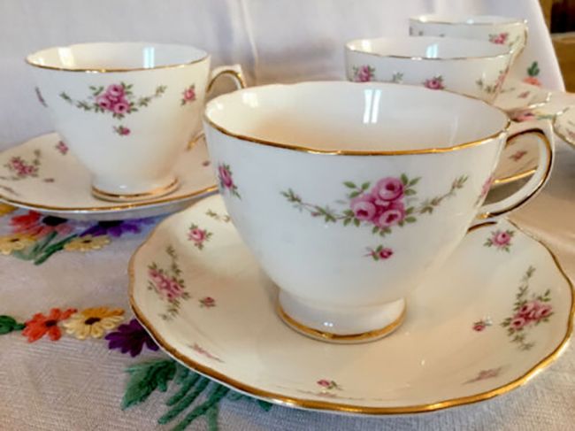 ebay-cups-and-saucers