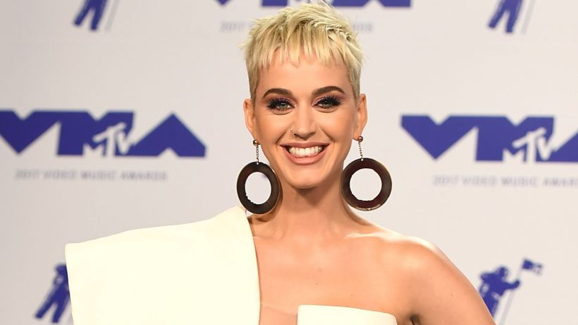 Katy Perry lists her Hollywood home for £7.1million: take a look!