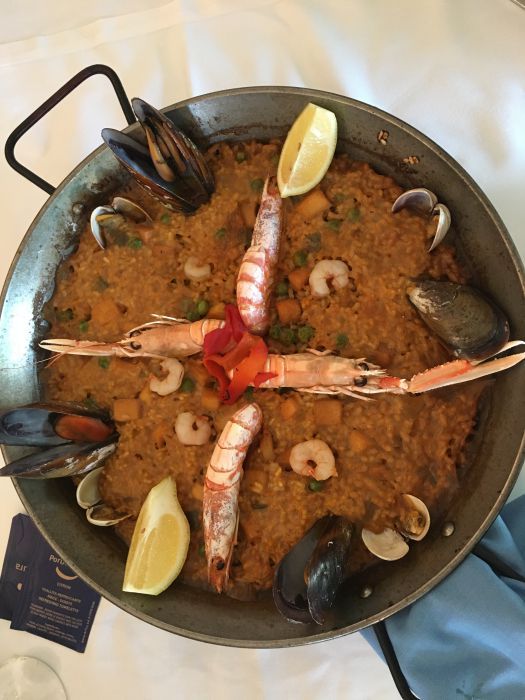 Paella-Raco-de-Mar-restaurant-PortAventura-Park