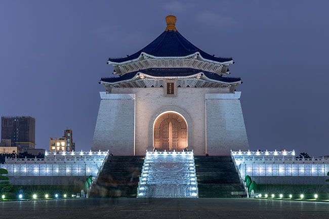 Chiang-Kai-Shek-memorial-hall