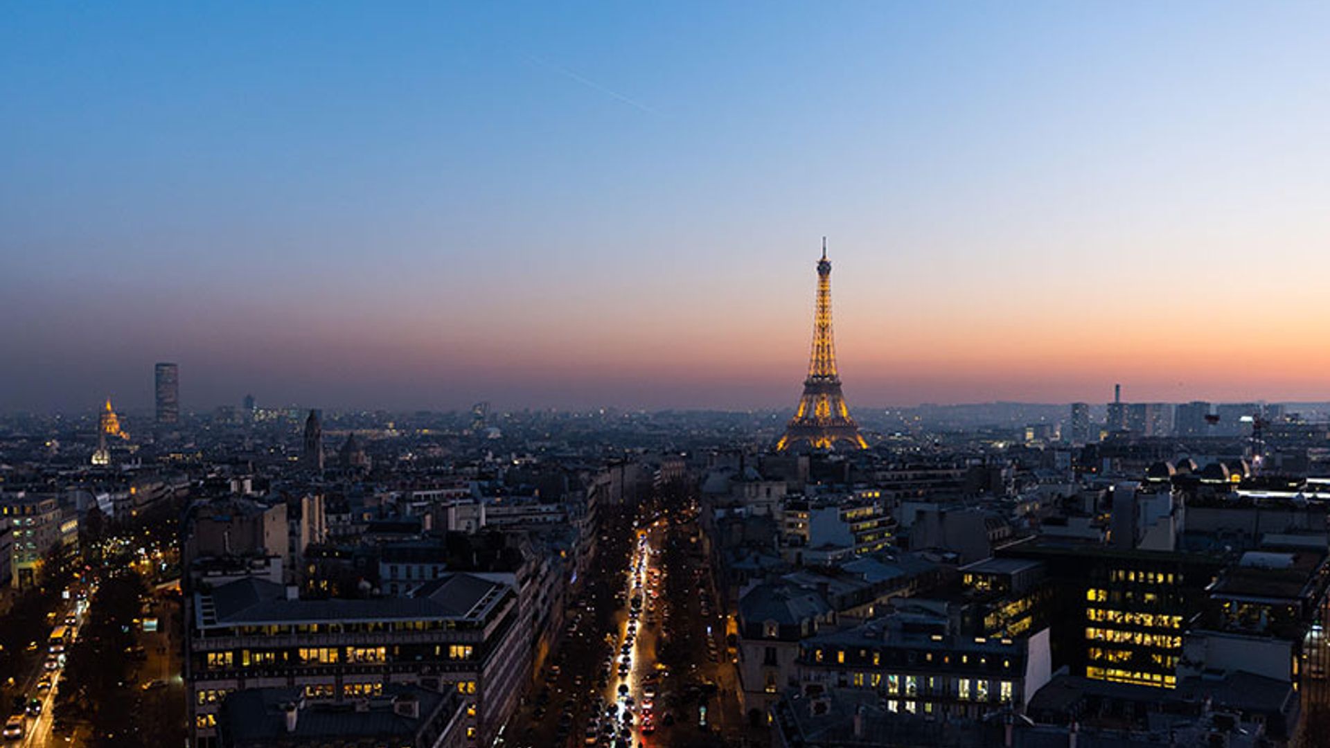 Paris-skyline